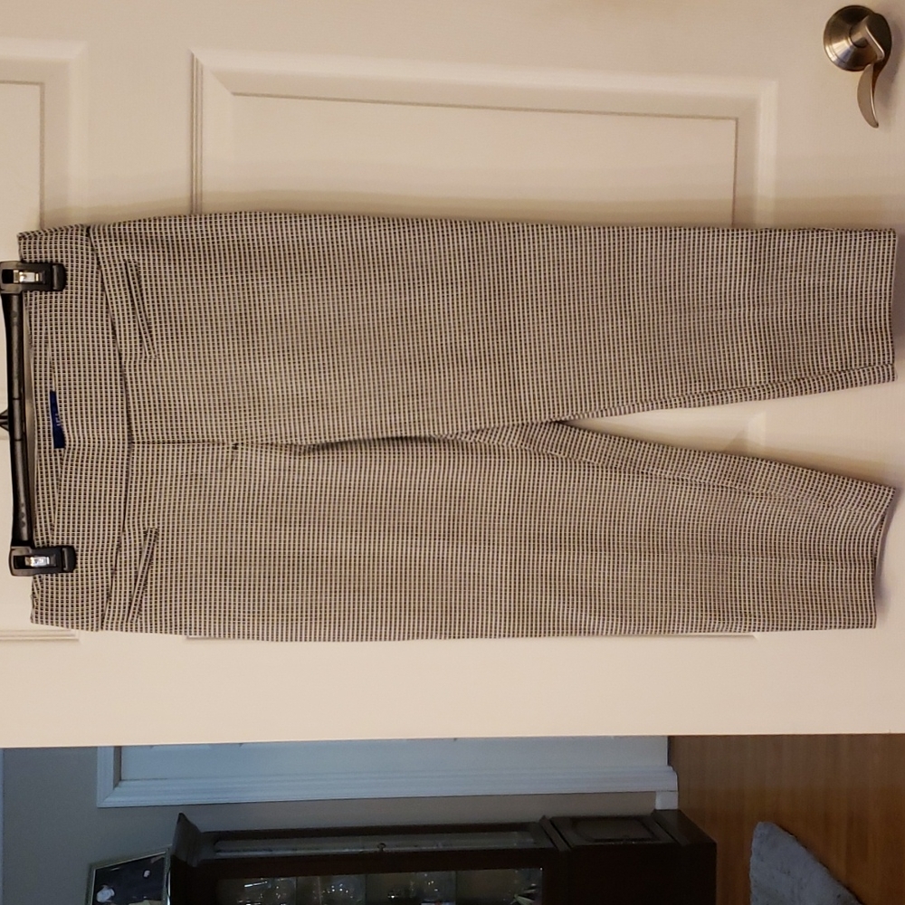 Ankle length pants
